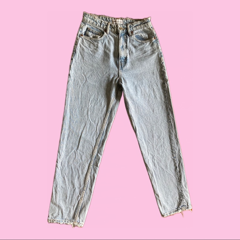 Zara Light Wash Mom Fit Jeans US Size 4